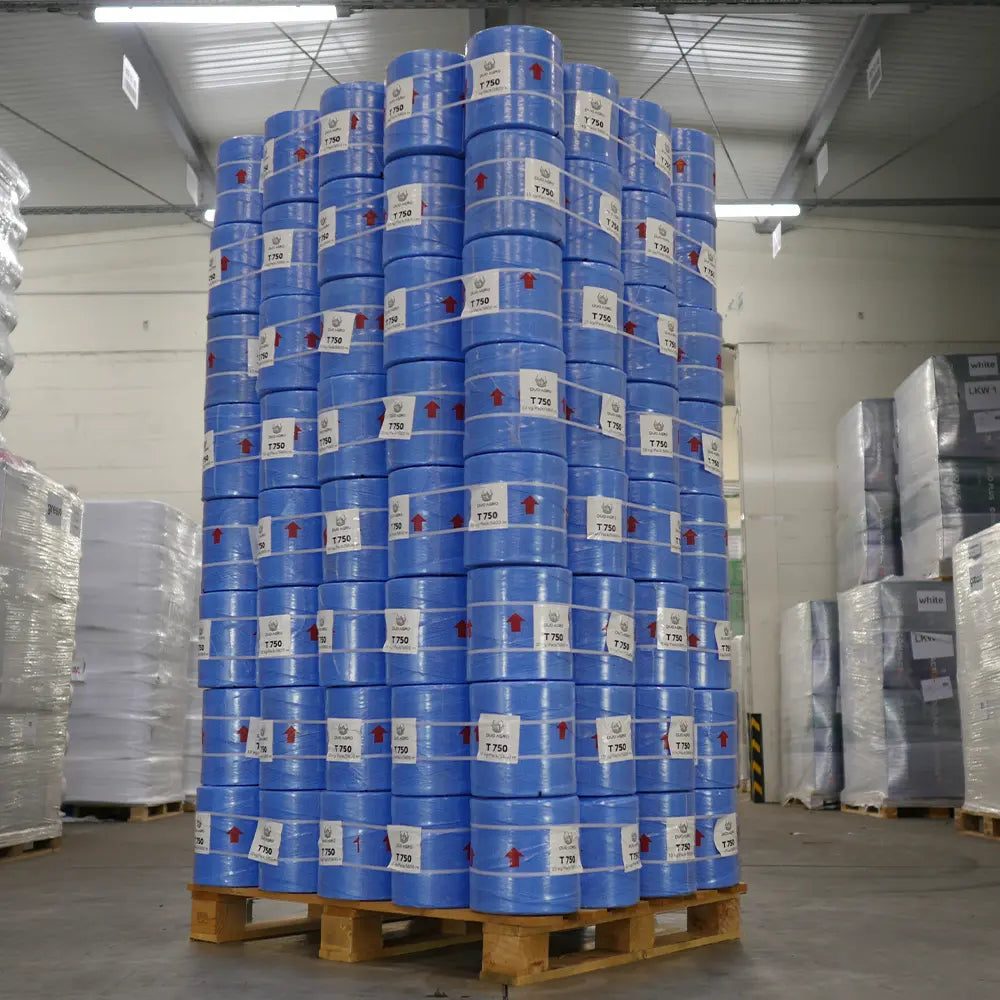 T750 Pressengarn kaufen für alle Maschinen von DUO AGRO - Heu, Stroh, Silage, Heulage binden. Das Garn bindet das Material und hält es für den Abtransport.